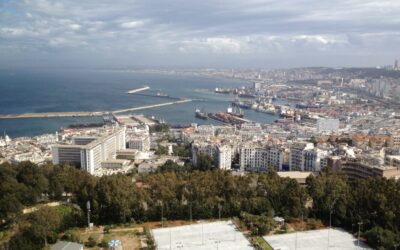 Alger : trop proche, donc trop loin ?
